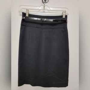 Black H&M pencil skirt with black patent leather belt